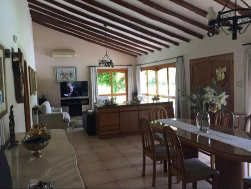Complejo Turístico A La Venta En San Rafael