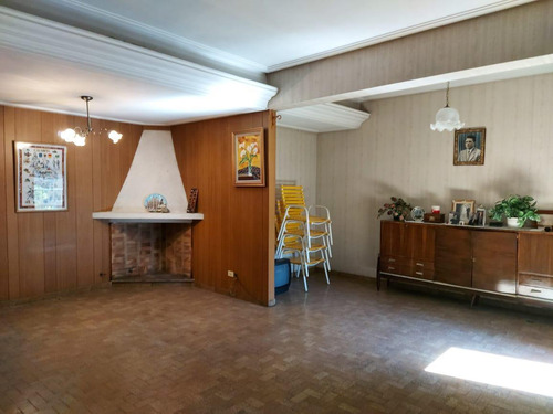 Venta - Casa Multifamiliar En Beccar. Venta En Block