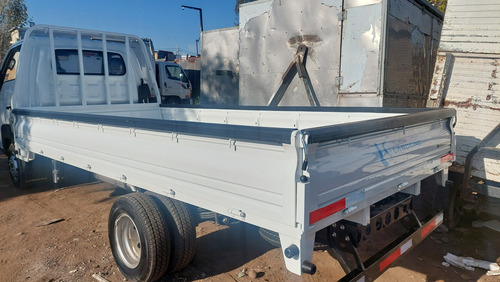 Carrocería Plana Con Barandas 4.10x1.95x0.40 Nueva
