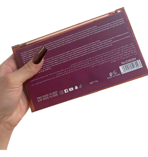 Paleta De Sombras Naugthy Favor Beauty