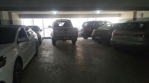Imagen 7 de 8 de Parking En El Centro, Prox 18 De Julio