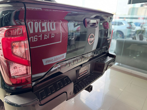 Nissan Frontier y NP 300 Frontier Pick-Up! 4 pts. Frontier Platinum LE, Doble Cab., 2.5TD, TA, a/ac., f. led, RA-18, 4x4