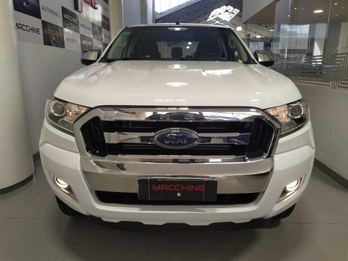 Imagen 2 de 17 de Ford Ranger 3.2 Cd Xlt Tdci 200cv Automática 4x2 2017