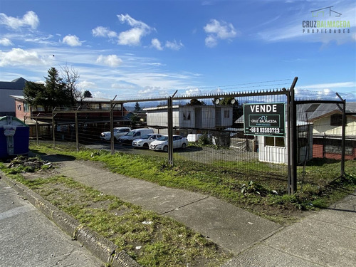 Oficinas Con Amplio Sitio Esquina De 822 M2 Cerca Del Centro