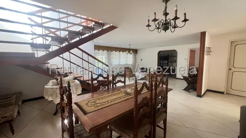 Bella Casa En El Cafetal