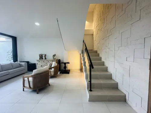 Casa En Venta En La Morada. Cod V8014542