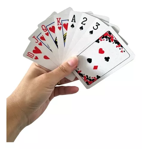 Baralho Duplo Revestdo Em Plástico Completo Para Truco Poker Buraco 21 Jogo  de Cartas