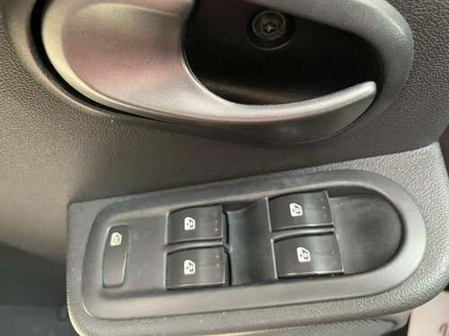 Renault Sandero Stepway 1.6 16v Hi-flex Aut. 5p