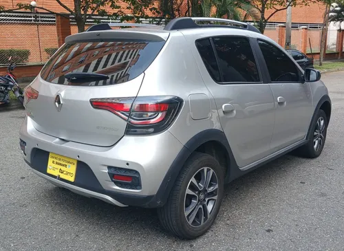 Renault Stepway 1.6 Intens