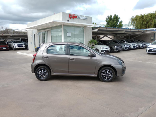 Toyota Etios 1.5 5p Xls 6mt L18