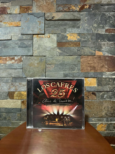 Cd Los Cafres  25 Años De Música (ed. 2013 Arg)