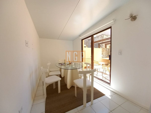 Imagen 12 de 17 de Gran Oportunidad Apartamento Reciclado Con Patio Y Parrillero Propio
