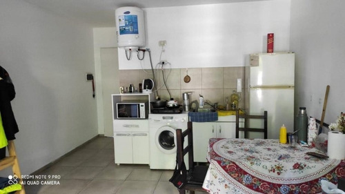 Imagen 2 de 5 de Monoambiente En Venta En Moron Centro