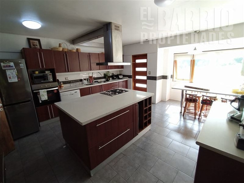 Imagen 15 de 30 de Casa En Venta De 6 Dorm. En Colina