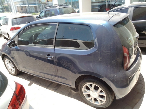 Imagen 7 de 16 de Volkswagen Up! 1.0 High Df