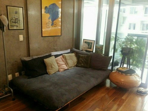 Apartamento À Venda Na Praça Da República, República, São Paulo - Sp - Liv-8230