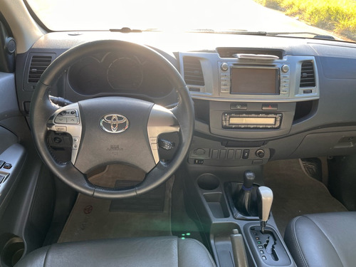 Toyota Picape Cabine Dupla Hilux 3.0 TDI 4x4 CD SRV Top (Aut)