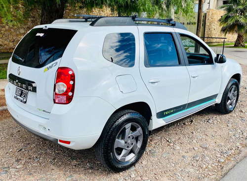Renault Duster 2.0 4x4 Tech Road 138cv 2015