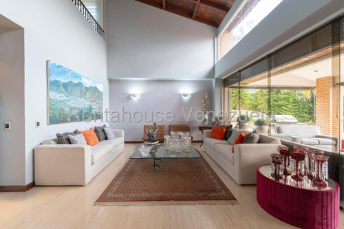 Casa En Venta En Alto Hatillo Caracas Jardin Vista Panoramica Angela Tochon