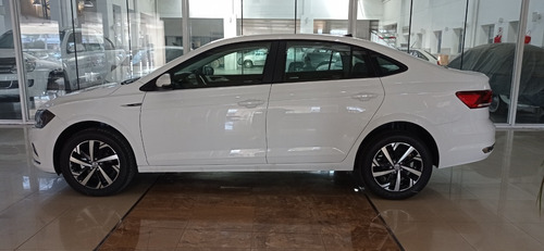 Imagen 1 de 13 de Volkswagen Virtus Highline Tiptronic Oportunidad! Tandil