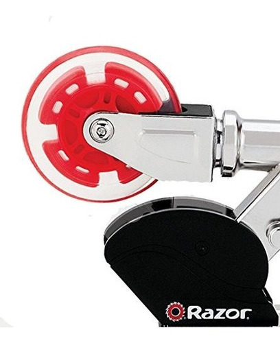 Imagen 4 de 4 de Razor Spark Kick Scooter Rojo