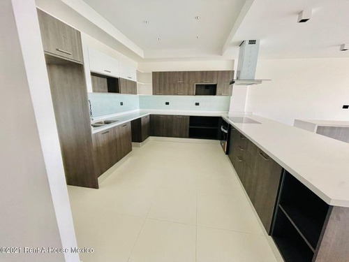 Imagen 2 de 14 de Se Renta Hermoso Departamento En Zibata Con Vista Al Campo De Golf
