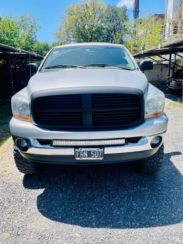 Imagen 2 de 12 de Dodge Ram