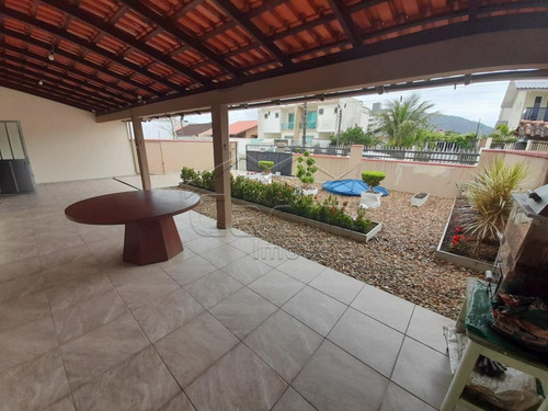 Imagem 5 de 10 de Casas - Ref: V892