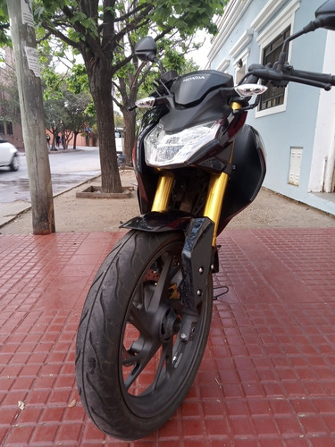 Imagen 3 de 7 de Honda Cb190r
