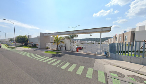 Casa En Venta, Recuperación Bancaria, Col. Lomas De Satelite, Santiago De Queretaro , Queretaro. Laab2