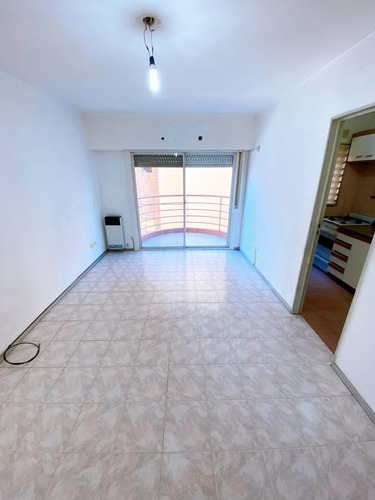 Imagen 1 de 15 de Departamento - S.fer.-vias/centro