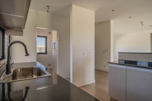 Casa A Estrenar De 4 Ambientes Con Pileta En Horizontes Al Sur Canning