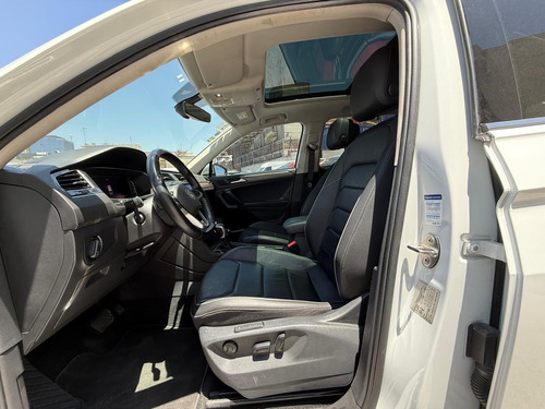 Volkswagen Tiguan 2.0 Tsi R-Line Dsg7