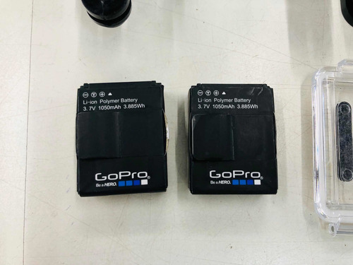 Go Pro Hero 3 Com 2 Baterias E Acessorios Originais 16 Gb
