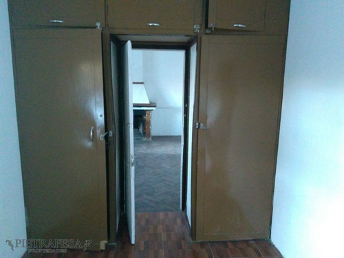 Imagen 9 de 19 de Casa En Venta Con Renta - 2 Dormitorios - 1 Baño - Andres Gomez - Malvin