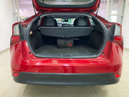 Toyota Prius 1.8 Premium Cvt
