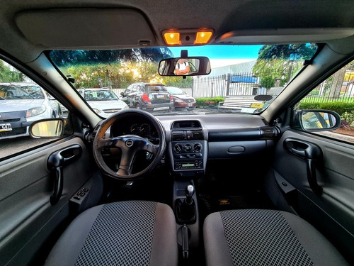 Chevrolet Corsa Classic Wagon Gls 1.4 Gnc 2010 140.000km