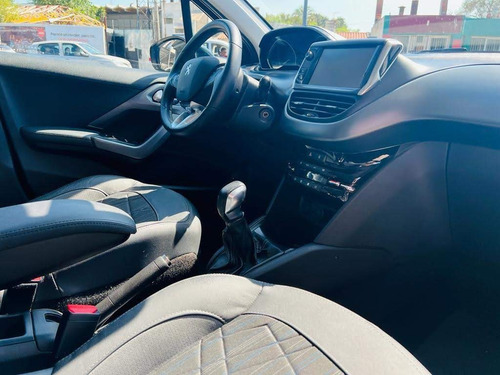 Imagen 12 de 12 de Peugeot 208 Felline Pack Cuir 2016