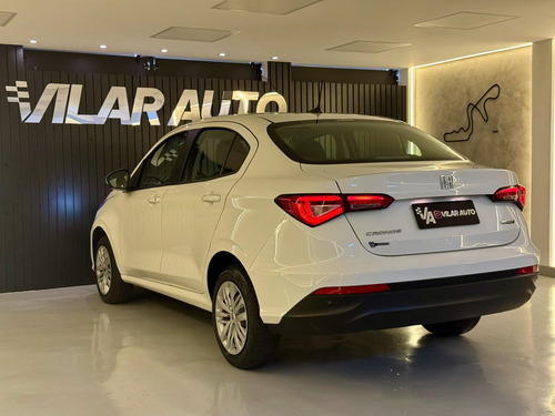 Fiat Cronos 1.3 Drive Flex 4p