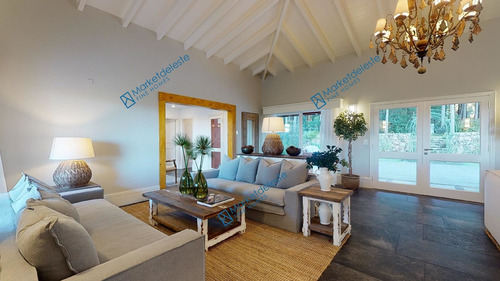 Toscana Style House