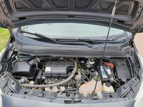 Imagen 8 de 11 de Chevrolet Spin Lt Gnc