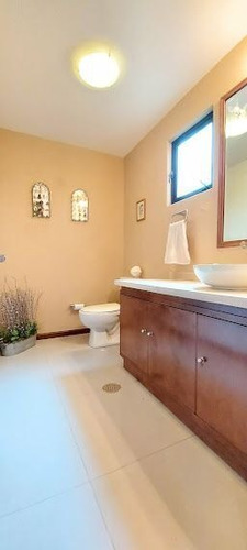 Imagen 25 de 30 de Venta De Casa En Condominio En Parte Baja De Circuito Fuente