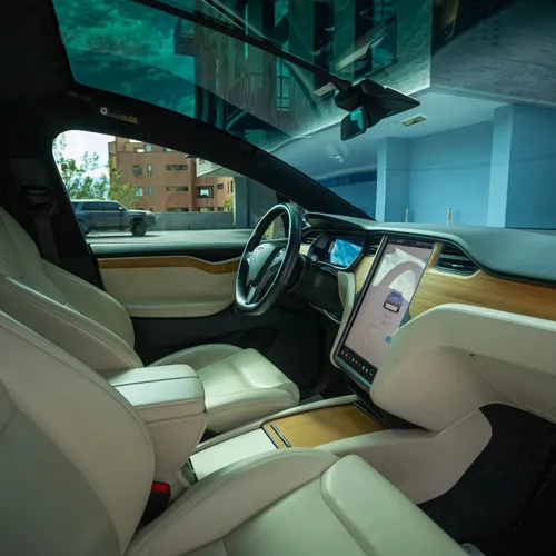 Tesla Model X 2021