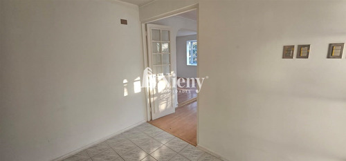 Casa En Venta De 4 Dorm. Camino Los Niches, En Curicó