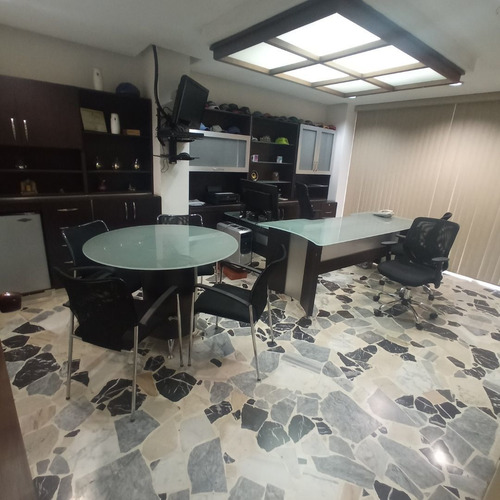 Imagen 14 de 20 de Alquiler Edificio Comercial Bello Monte 712m2