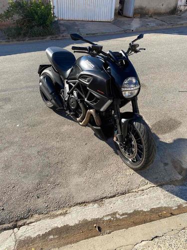 Imagem 8 de 8 de Ducati Diavel Dark