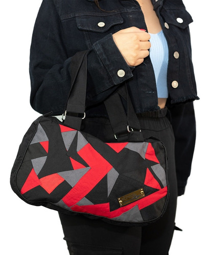 Imagen 8 de 10 de Bolso Rectangular De Mano De Retazos De Algodón Hecho A Mano