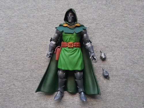 Marvel Legends Dr Doom Fantastic Four Hasbro 