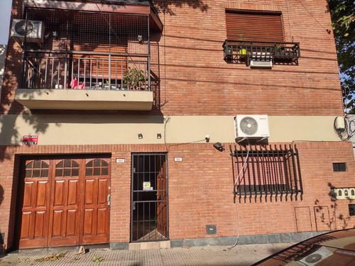 Ph En Venta 4 Amb Al Frente - Patio Y Terraza