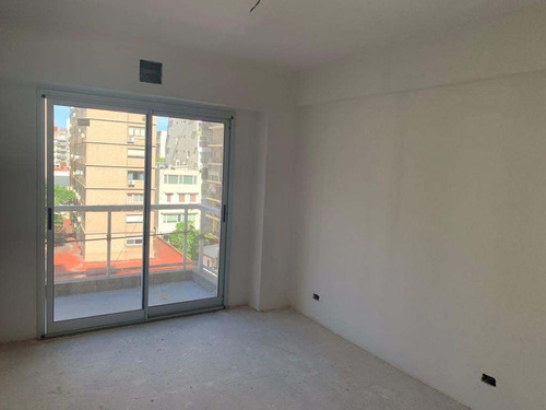 Imagen 6 de 9 de 2 Amb. Suite Toilette A Estrenar -apto Profesional - Mucha Categoria - Vigilancia 24 Hs